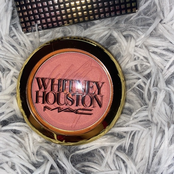 MAC Whitney Houston Powder Blush - Picture 1 of 6
